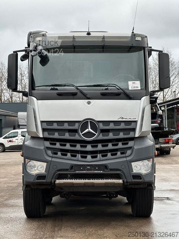 Camion benne MERCEDES-BENZ Arocs 4148AK BB 8x8 Kipper 33m³ 3x Vorhanden