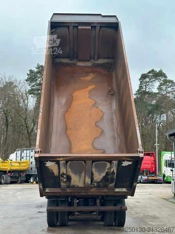 Camion benne MERCEDES-BENZ Arocs 4148AK BB 8x8 Kipper 33m³ 3x Vorhanden