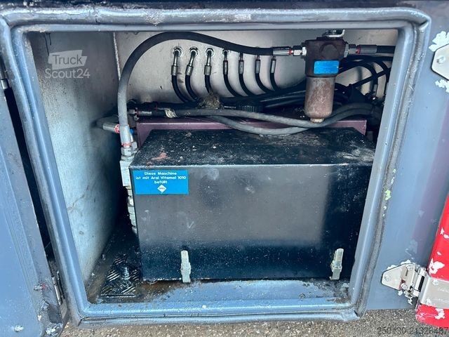 Camion pour bétail SCANIA G380 BL 4x2 1.Stock Menke-Janzen Viehw. *UNFALL*