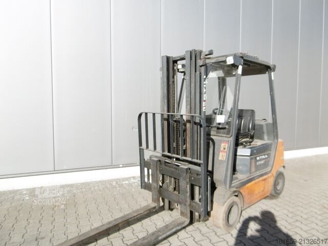 Chariot élévateur frontal STILL R 70-20 G