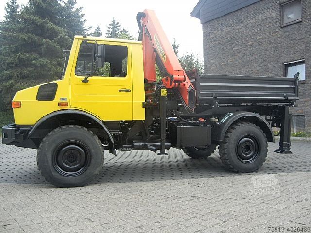 Otros Mercedes-Benz UNIMOG 1300L mit großem Kran + Funkfernsteuerung