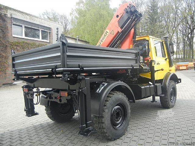 Otros Mercedes-Benz UNIMOG 1300L mit großem Kran + Funkfernsteuerung