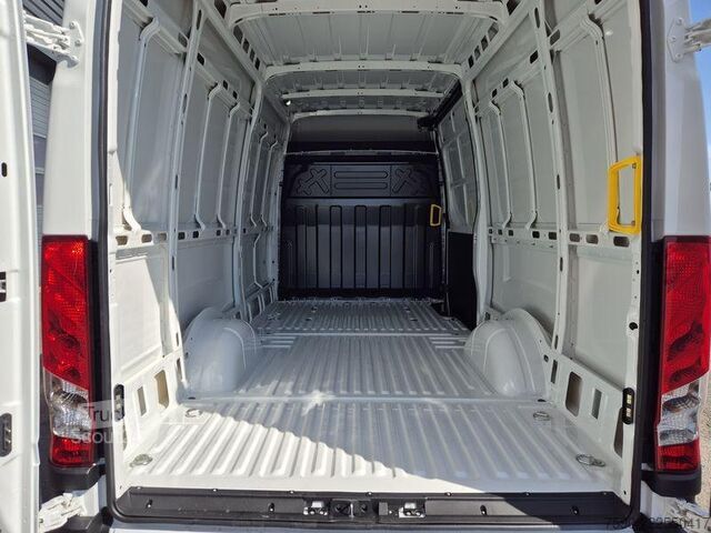 Varebil Iveco Daily