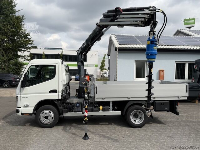 Pritschenwagen Fuso 6S15 Pritsche 3.0m Kran 4xhydr. Funk + Bohrhydr.