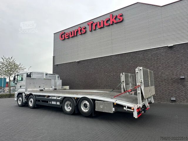 Přepravce automobilů MAN TGS 35.470 8X2 OPRIJWAGEN/MACHINE TRANSPORTER/P...