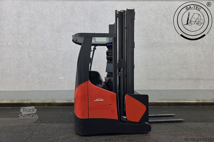 Reach truck Linde R17X