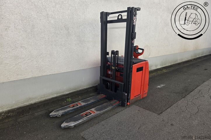 Handmatige stapelaar Linde L14