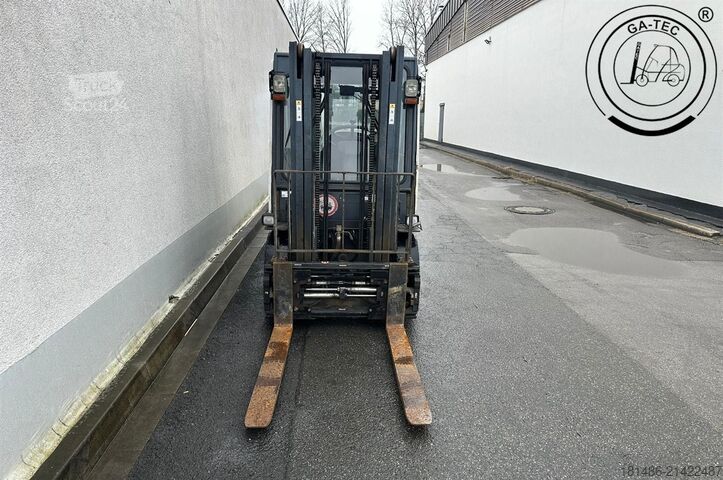 Diesel forklift Doosan D25S-5