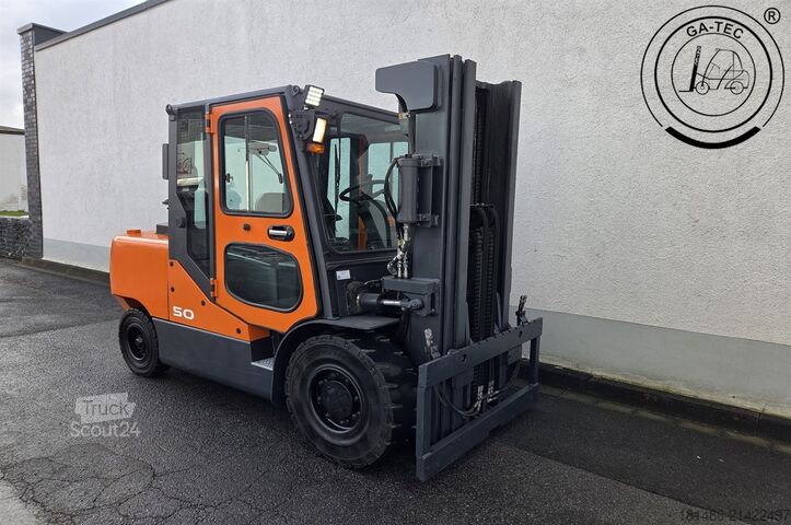 Diesel forklift Doosan D50C-7