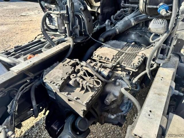 Standart çekici ünitesi Renault T 460