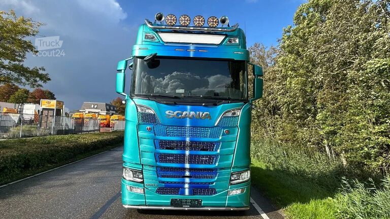 Volumen SCM Scania 660S V8 NGS 6x2Lb | Retarder | park cool | schu...