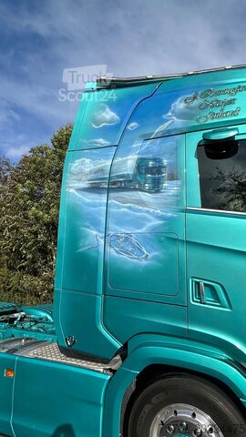 Volume SCM Scania 660S V8 NGS 6x2Lb | Retarder | park cool | schu...