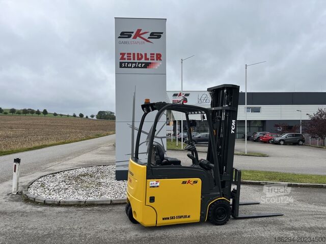 Empilhadeira frontal TCM A2N1L16Q FREIHUB