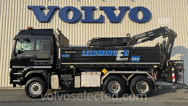 Самосвал с краном MAN TGS