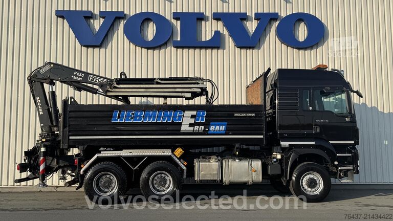 Самосвал с краном MAN TGS