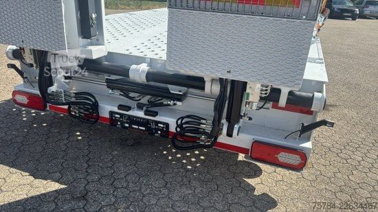 شاحنة للأغراض الخاصة MERCEDES-BENZ ACTROS 2546   ARBEITSBüHNEN/STAPLER/BAUMASCHINEN, MIETKAUF MGL.