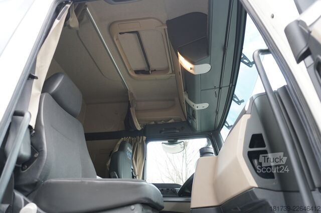 Caja MAN TGS 18.470 4X2 BL / 18 EPAL box / Sleepe