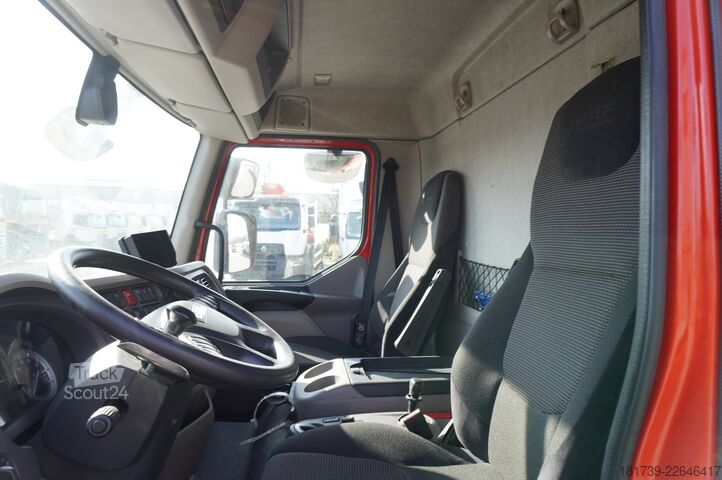 Caja DAF LF 19.320 / 22 EPAL box / 130 tho. km