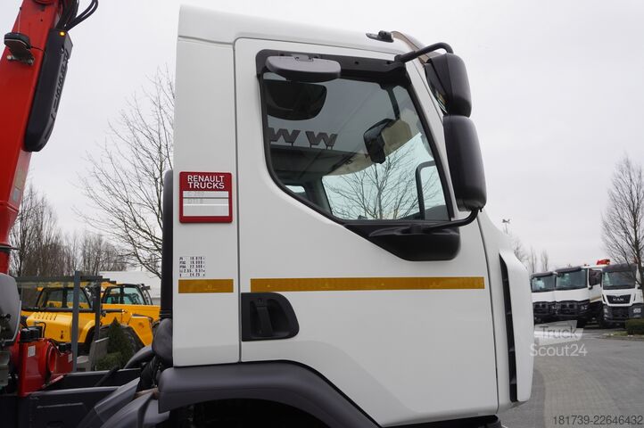 Plataforma con grúa Renault C280 DTI 8 / FASSI crane 5.6T / 560 mth