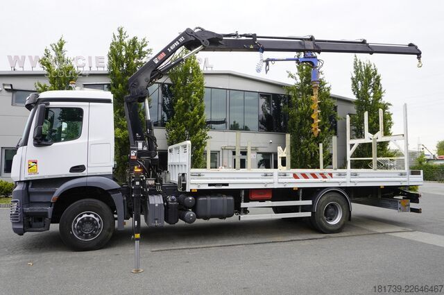 Платформа с кран Mercedes-Benz Arocs 1833 4x2 / 50 tho. km! / HIAB