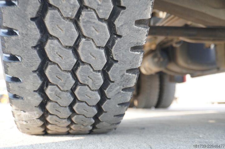 Plataforma con grúa Mercedes-Benz Arocs 2636 6x4/ Fassi F195A.0.24/ 660mth