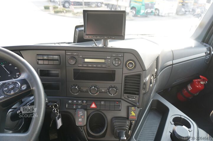 Plataforma con grúa Mercedes-Benz Arocs 2636 6x4/ Fassi F195A.0.24/ 660mth