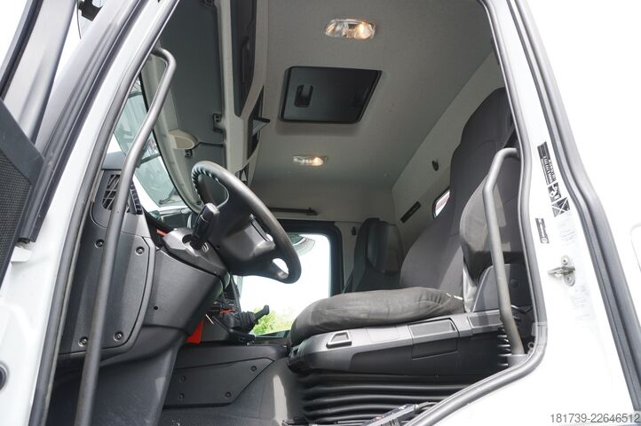 Vinçli platform Mercedes-Benz Mercedes-Benz Antos 2540 6×2-4 / HIAB