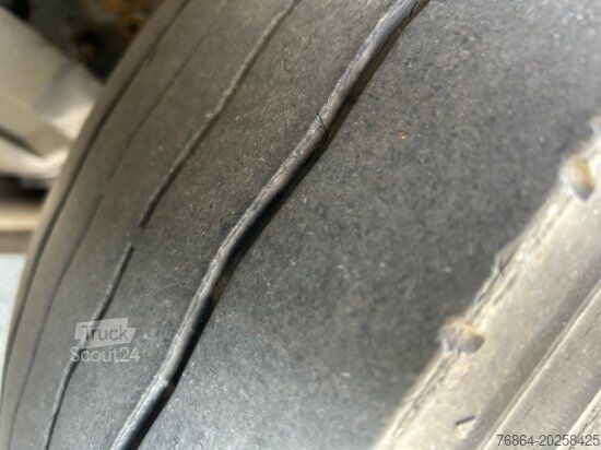 Chłodnia (samochód ciężarowy) RENAULT MIDLUM 300.19, TK SPECTRUM TS TIEFKüHLER