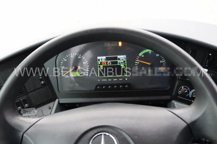 حافلة بين المدن Mercedes Intouro L