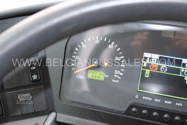 حافلة بين المدن Mercedes Intouro L