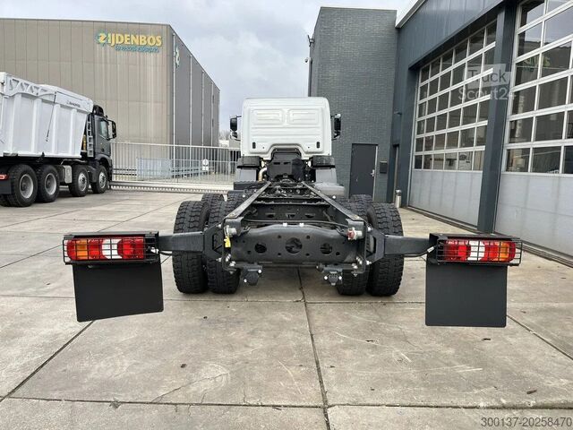 Fahrgestell mit Fahrerhaus Mercedes-Benz Axor 3344 6x4 Chassis Cabin