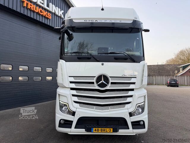 Standaard-SZM Mercedes-Benz Actros 2545 6X2 Gigaspace Standairco NL Truck