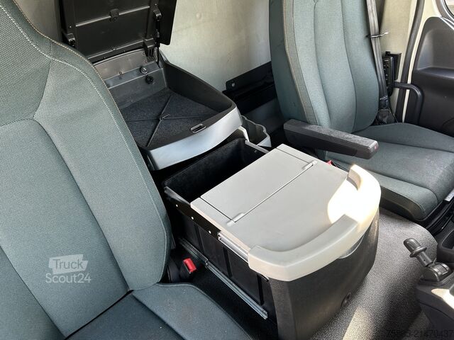 Koffer Volvo FL 210 / 262 dkm / 12 Ton / Tacho V2 / Box / La...