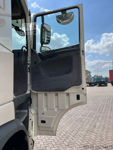 Padrão-SZM DAF XF 460 FT