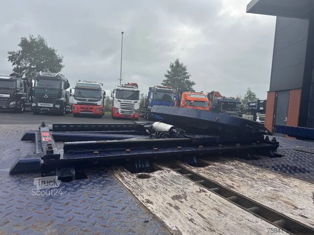 Krano sunkvežimis Scania R 580 LB8x4HNB  V8 HMF 8520 K8 FJ 1200-K6