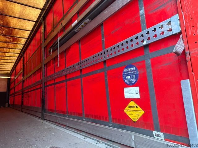 Открытый полуприцеп с тентом SCHMITZ CARGOBULL SCB Speed Curtainsider Top Zustand