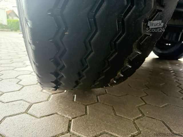 Открытый полуприцеп с тентом SCHMITZ CARGOBULL SCB Speed Curtainsider Top Zustand