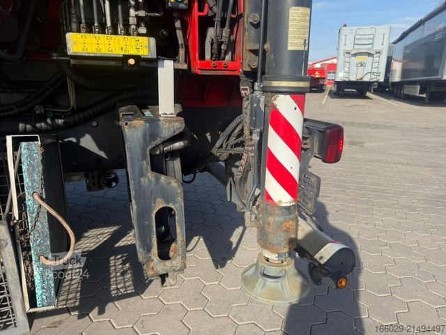 Кран-манипулятор на шасси грузовика VOLVO FH 500 6x2 Container Pritsche Fassi F455 Kran