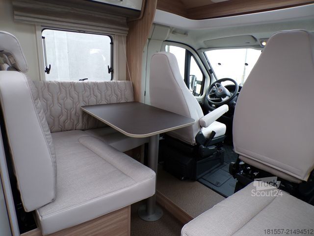 Camper semintegrato BÜRSTNER Limited T 660 Tageszulassung / Winterpaket, Safe