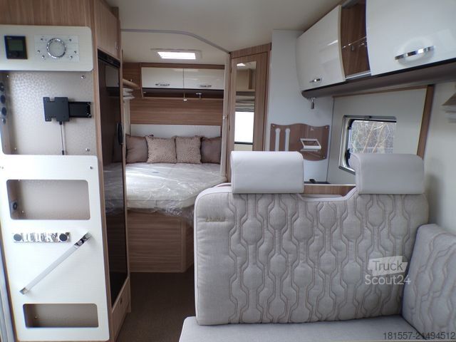 Camper semintegrato BÜRSTNER Limited T 660 Tageszulassung / Winterpaket, Safe