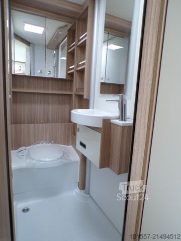 Camper semintegrato BÜRSTNER Limited T 660 Tageszulassung / Winterpaket, Safe