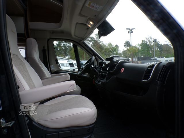 Camper semintegrato BÜRSTNER Limited T 660 Automatik, Winterpaket, Hubbett