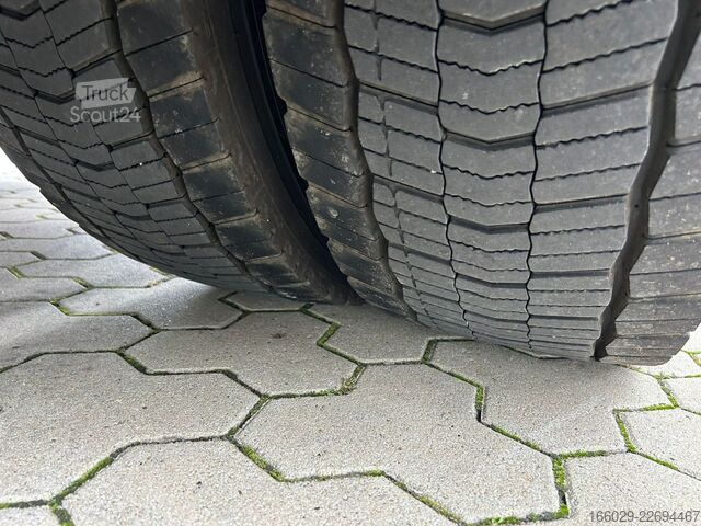 Tractora standard MAN TGX 18.510 mit Hydraulik Guter Zustand