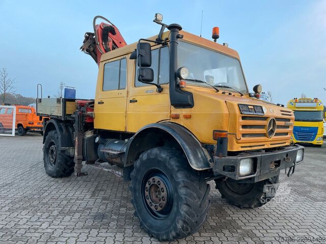 Lastbil med flak UNIMOG U 5000 Doka Pritsche/ PK 10.502 A/ AC/ AHK/ EU 3