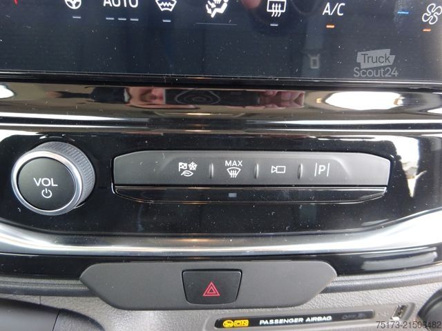 Minibus FORD Transit Kombi 350 L3H2 Trend 360Kam Navi 9Sitz