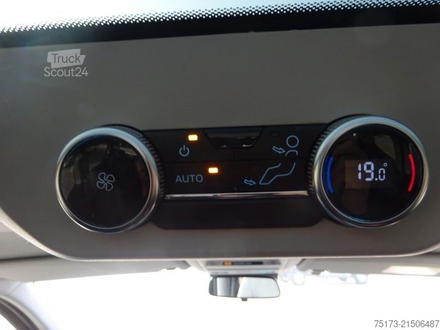 Minibus FORD Tourneo Custom Sport 320 L1 AWD Stndhz Matrix