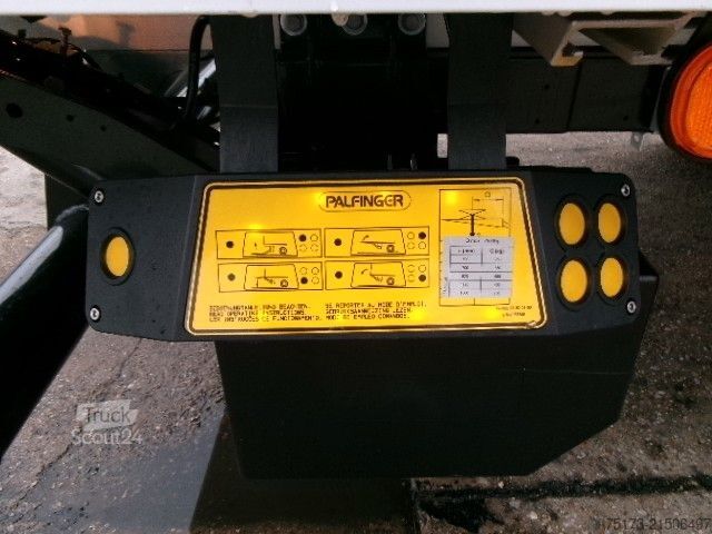 Vrachtwagen met bakwagen FORD Transit 350L4 Trend AT Koffer LWB Xenon Kam ACC