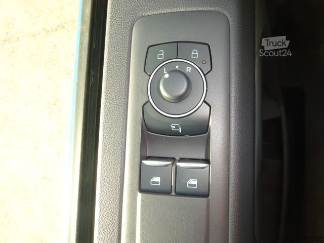 Miniautocarro FORD Tourneo Custom Sport 320 L1 AWD Stndhz Matrix