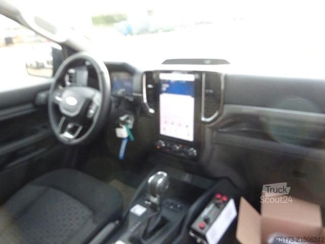 Bestelwagen FORD Ranger XLT 4x4 DoKa AT Winterd. Streuer Schild