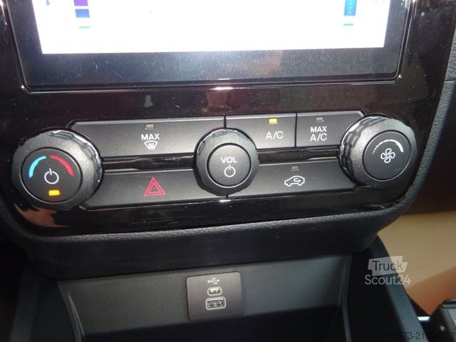 Bestelwagen FORD Ranger XLT 4x4 DoKa AT Winterd. Streuer Schild